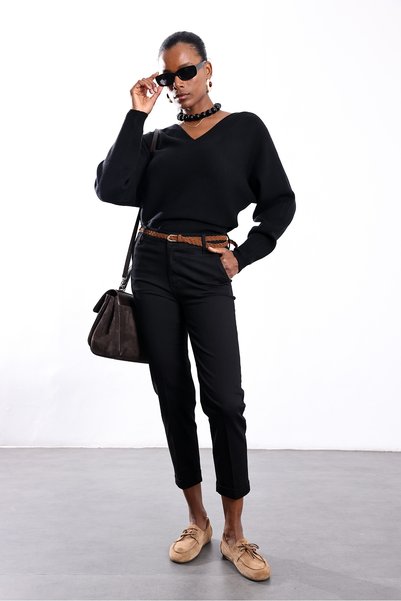 5in1Canpolat Black-Belted Flared Jeans 01109