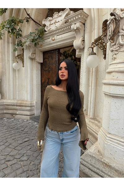 kırmızı butiks Crop μπλούζα με λαιμόκοψη χαμόγελο και γκοφρέ