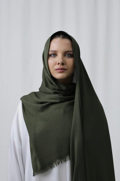 Jasmine Cotton & Polyster -Pashmina Hijab – 185 × 75 cm | Soft & Elegant