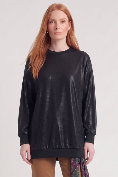Kayra Shiny-Looking Sweatshirt, Black
