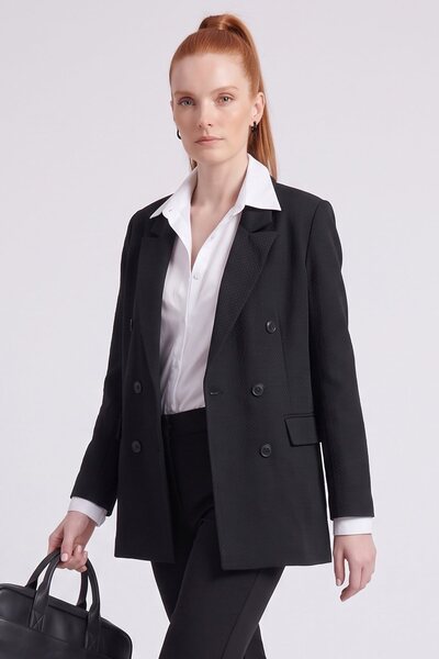 Kayra Blazerjacke mit Brusttasche, Schwarz