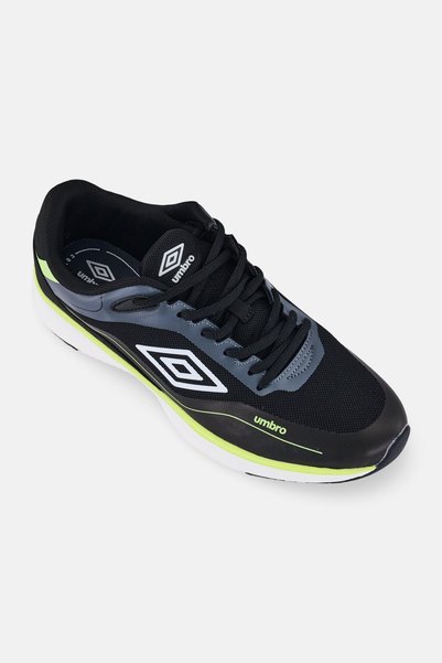 UMBRO Men Priam Lace Up Outdoor Shoes, Black
