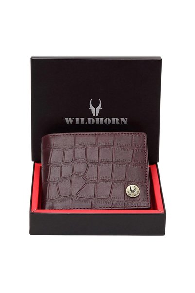 Wildhorn محفظة رجالية بنية اللون (