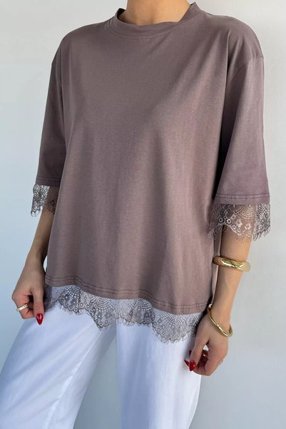 TOZLU Gülseli Women's Crew Neck Lace Detailed T-Shirt