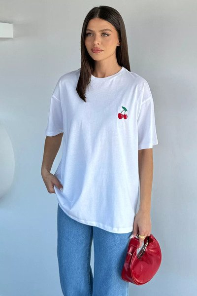 TOZLU Women's Embroidered Crew Neck T-Shirt