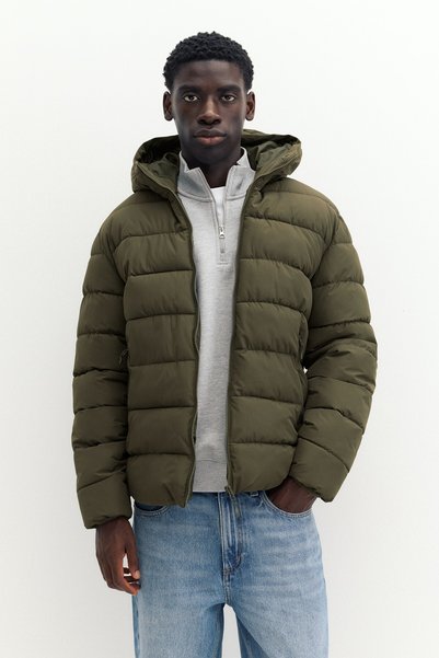 Pull & Bear Kapüşonlu şişme mont