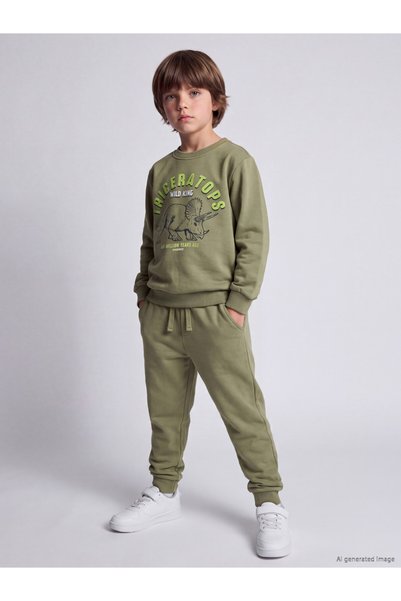 LC Waikiki Timeless Clothing & Timeless Choices Printed Boys' Thick Tracksuit...