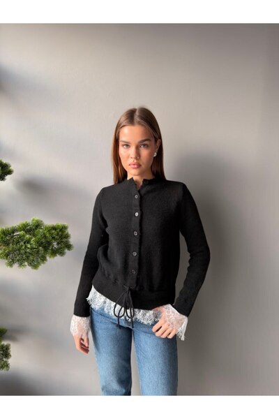 buqre's moda Women's Crew Neck Cardigan with Drawstring Waist and Lace Details