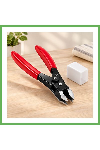 TheGencoo Metal Cuticle Nippers, Manicure and Pedicure Tool GEN01