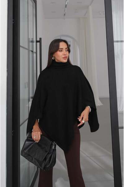 LE CARAMBOLE Women's Black Boat Neck Asymmetrical-Cut Poncho Sweater