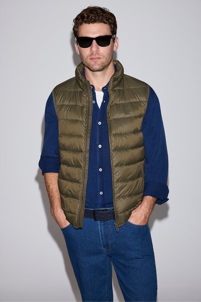 U.S. Polo Assn. Men's Dark Khaki Mock Neck Zip-Up Vest 50326235-VR111