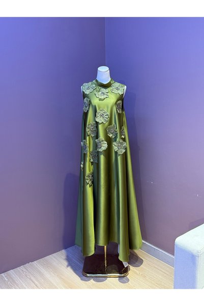 PA THAI The Blossom Gown