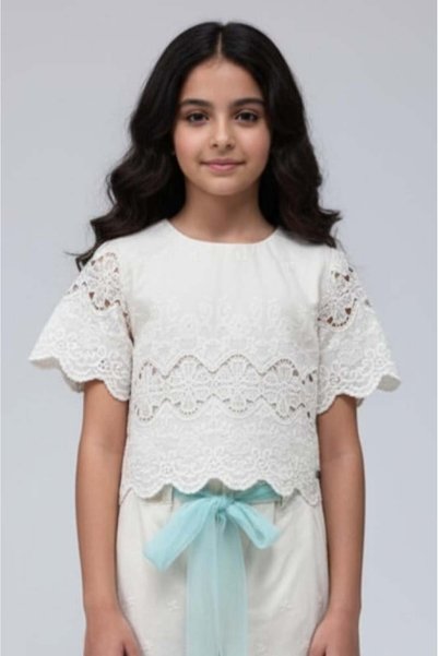 Alesaei-mondo tondo Girls' cream half-sleeve blouse with lace pattern 7309