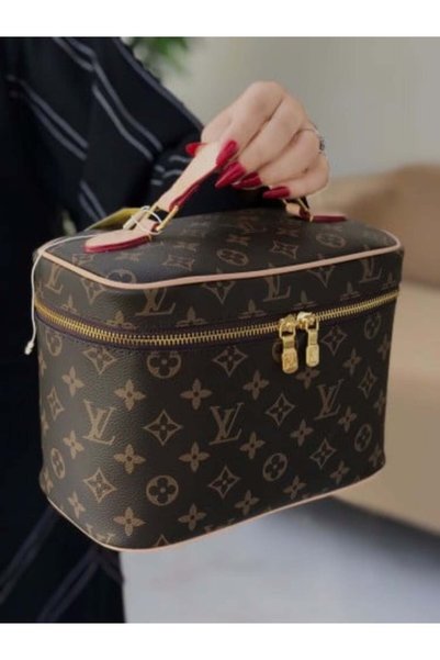 LV Makeup Bag First Grade