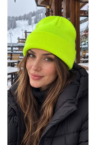 BALIENTE Căciulă de damă din tricot cu textură moale, de culoare verde neon