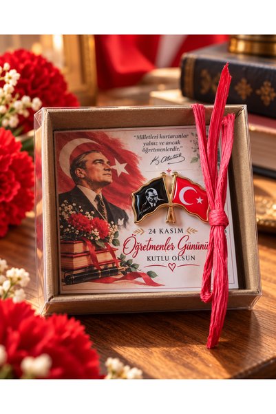 Butenin Atölyesi Öğretmenler günü hediyesi, Atatürk ve Türk Bayrağı yaka rozeti
