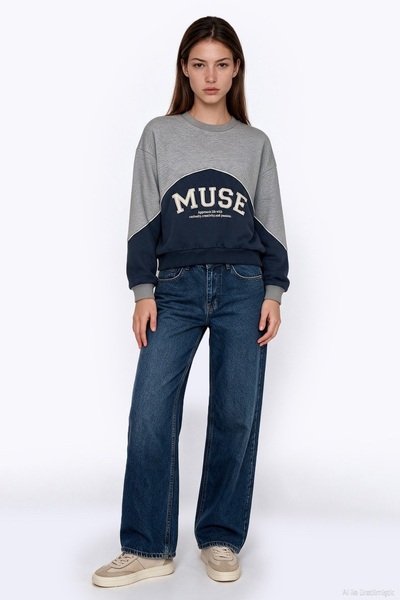 Quzu Women's Sweatshirt with Embroidered Details SWT03027 Heather Gray