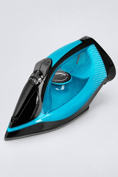BLACK Fier pentru călcare cu abur, Talpă Ceramică și Abur Vertical, 2200 W