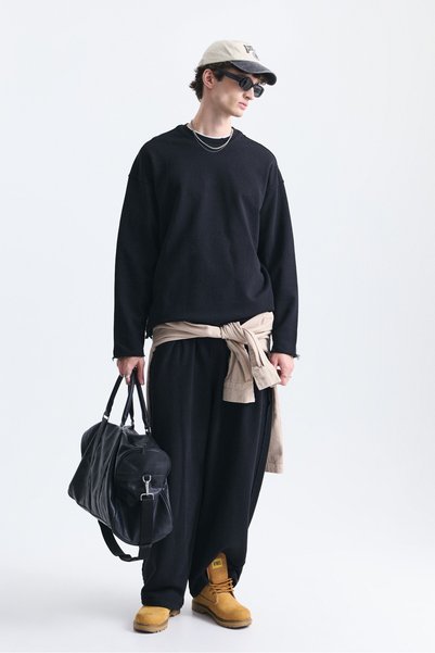 VAMOSCLO Oversize Sweatshirt with Stitching Detail