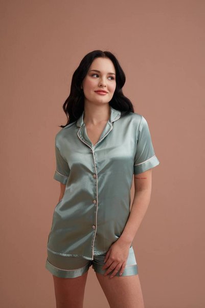 QKK Kadın Saten Şortlu Pijama Takımı