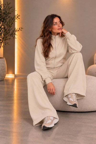 trendgar Set din două piese: bluză tricotată, cu fermoar, și pantaloni tricot...