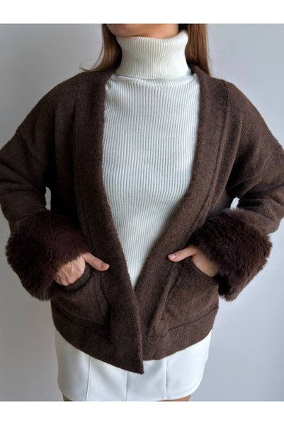 buqre's moda Women's Knit Fur-Trimmed Cardigan with Pockets