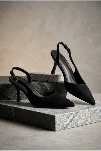 Suuet Rocio Name: Heeled Shoes with Stiletto Heels, Side Straps, and Buckles ...