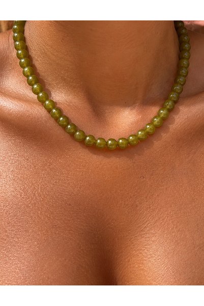 Arsaley Collection Green Color Simple Summer Bead Women's Necklace