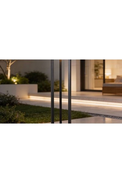 Generic Brand Outdoor gate spotlight, 60 cm long, black, yellow light color