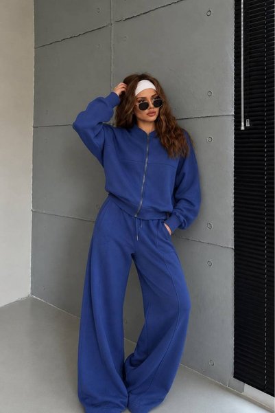 Secret Passion Lingerie New Season Zip-Up Crew Neck Sweatshirt and Sweatpants...
