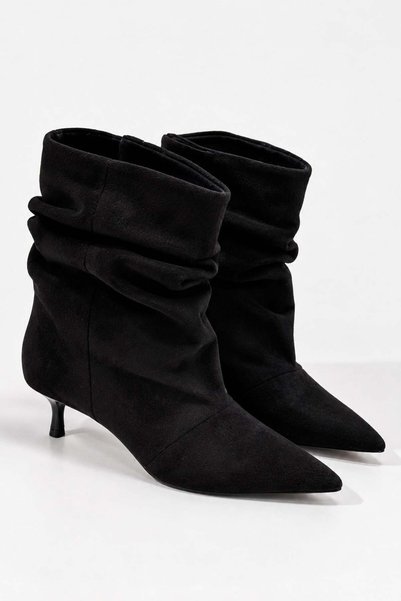 Madamra Black Suede Women's Loose-Fitting, Ruched, Pointed-Toe, Block-Heel Boots