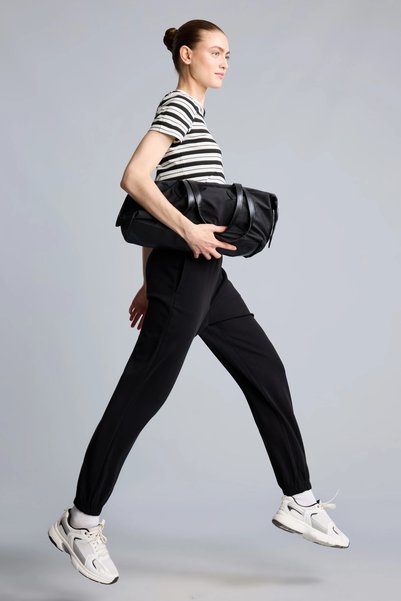 DeFacto H7167AXBK81 Pantaloni jogger de trening modal, negri, cu croială stan...