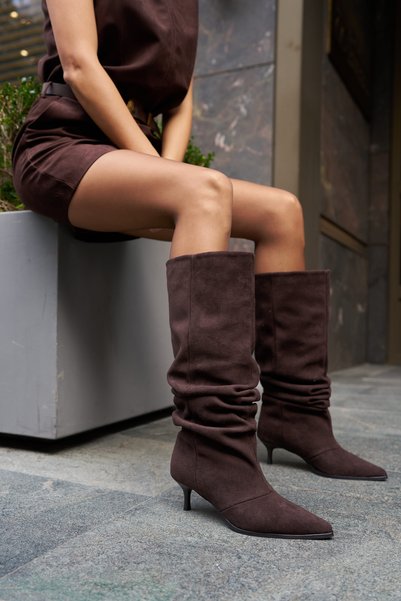 ANGELİNA JONES GIRO WOMEN'S COFFEE-COLORED SUEDE HEELED BOOTS WITH EMBELLISHE...