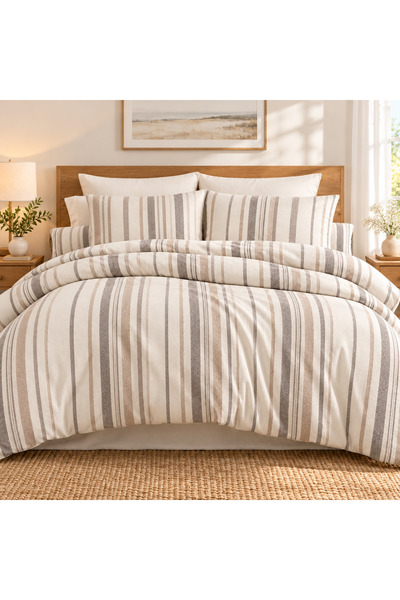 Çift Kişilik Çizgili Nevresim Takımı 4 Parça Çarşaflı 200x220 cm %80 Pamuk %20 Polyester Eclipse