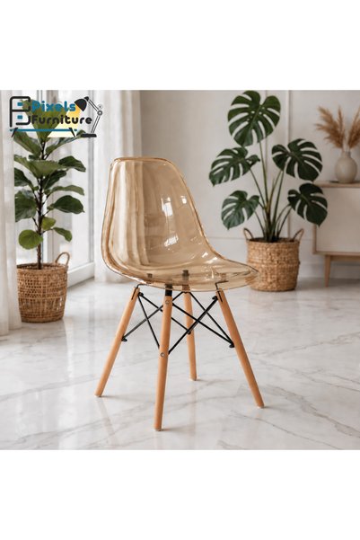 PixelsFurniture كرسي بلاستيك شفاف من بكسل الأثاث، بقواعد من الخشب الطبيعي