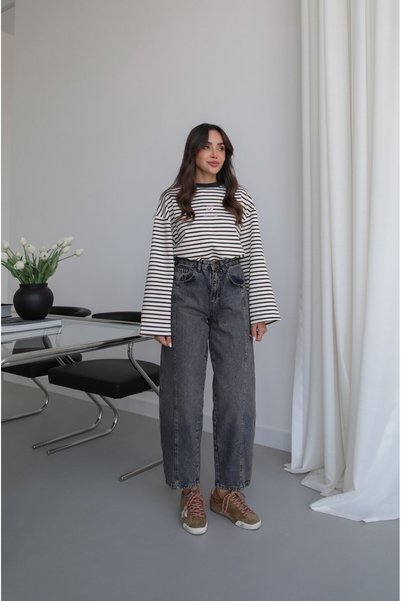 Havoş Blue Distressed Mom Jeans with a Center Seam