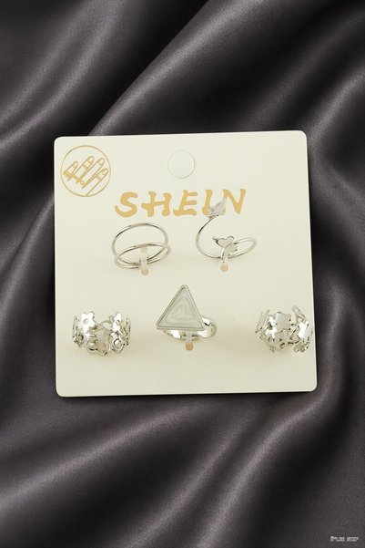 ZERO LAND ILKESTOR Set of 7 Luxury Interlocking Rings with Triangle-Shaped Ge...