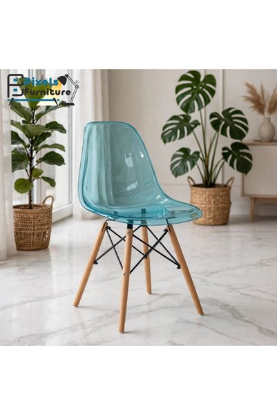 PixelsFurniture كرسي بلاستيك شفاف من بكسل الأثاث، بقواعد من الخشب الطبيعي