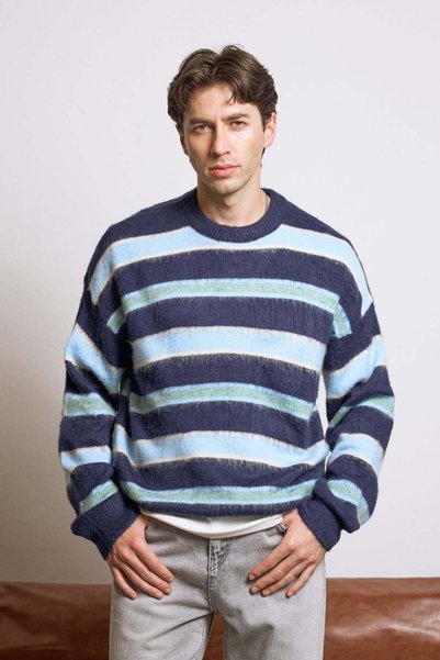 ablukaonline Men's Relax Fit Multi-Color Block Striped Knitwear Sweater Navy ...