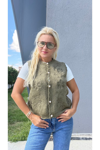 DERYA ŞENER BUTİK Nakışlı Triko Yelek