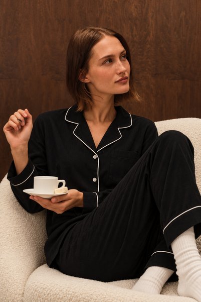 rindahomewear Set de pijamale pentru femei, alb-negru, din bumbac, cu nasturi...