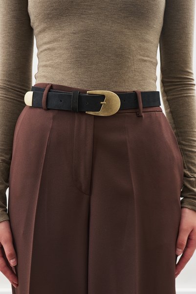 Manuka Antique Buckle Thin Belt Black