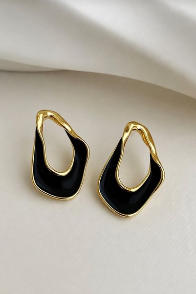 Crc Bijuteri Asymmetrical Black Enameled Gold Color Women's Earrings