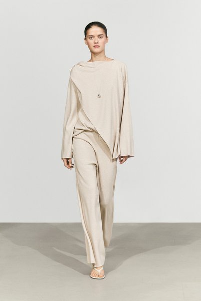 Massimo Dutti Pelerinli total look triko kazak