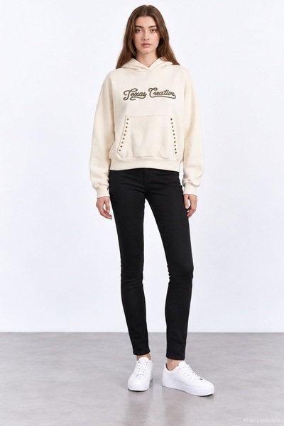 Quzu Women's Sweatshirt with Embroidered Details SWT02933 CREAM
