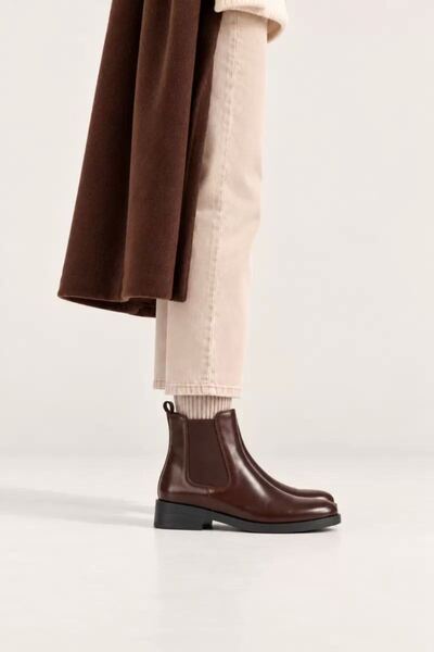 VelasBySerhat Women's Elasticated Dark Brown Patent Leather Short Heel Winter Boots with Non-Slip Sole Tr01Mk06B