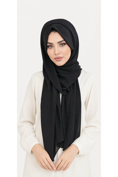 Moda Çizgi شال مع قبعة سوداء