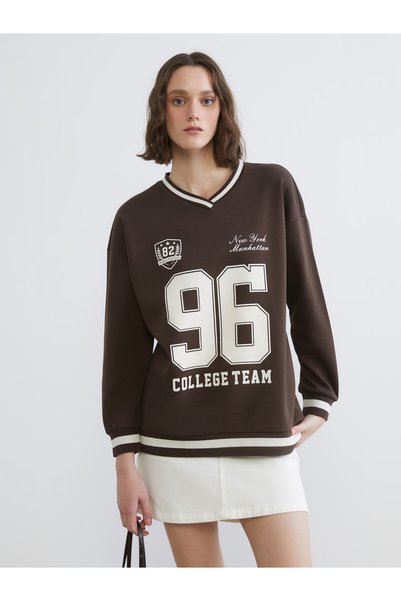 LC Waikiki Alita City Farkıyla Xside Brown V-Neck Printed Oversize Women's Th...
