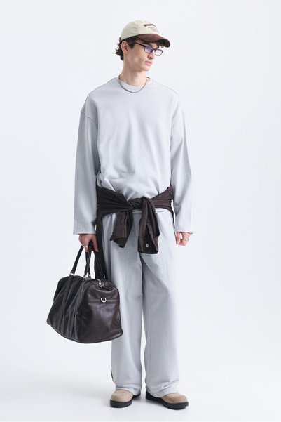 VAMOSCLO Oversize Sweatshirt with Stitching Detail