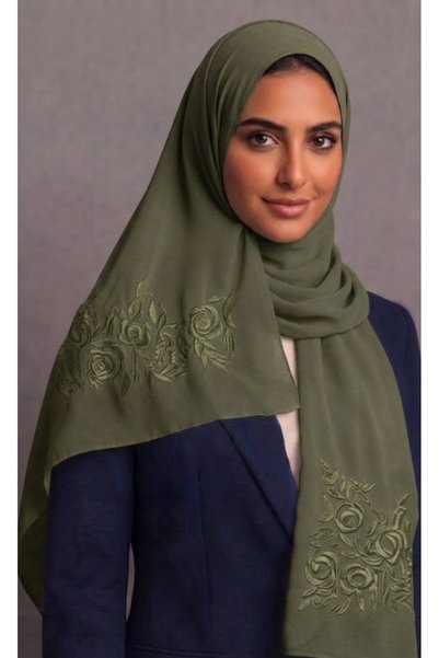 Veil Designer طرحة بوال زيتي بنطريز الورد الجوري علي الطرفين قماش ياباني 190*60